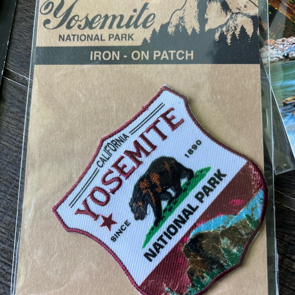 New Souvenir Iron-On Embroidered Patch Zion National Park Yosemite National Park - Picture 5 of 6